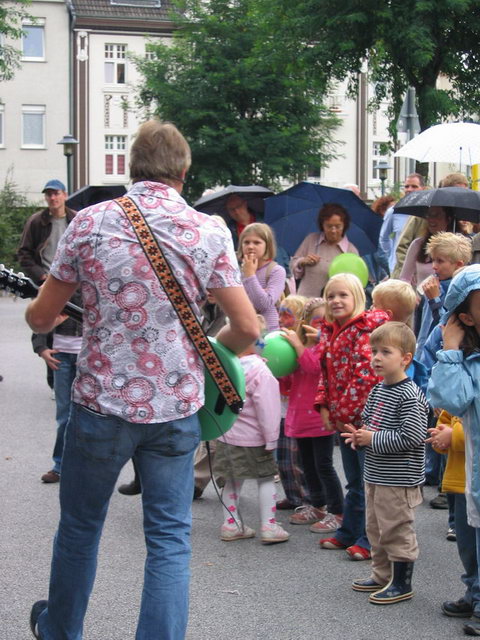 gal/2007/2007 Ruettenscheider Kinderfest/2007 Saitentwist Ruettenscheider Kinderfest 1.9. 075.jpg